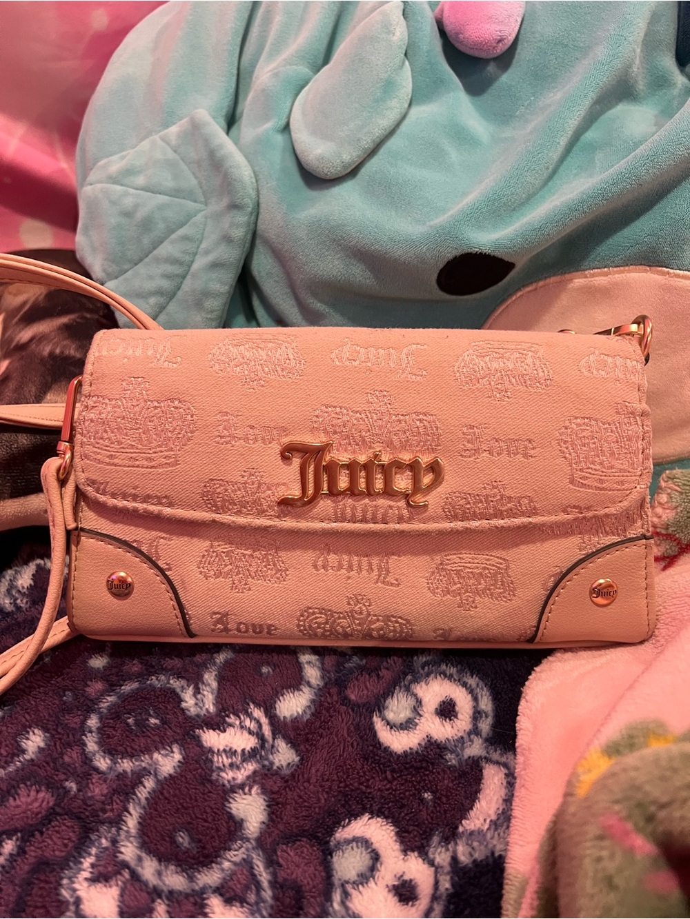 Juicy Couture Pink Crossbody purse - Signature Logo Dirty in the back a little
